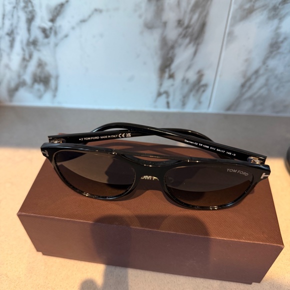 Tom Ford sunglasses - Picture 3 of 4